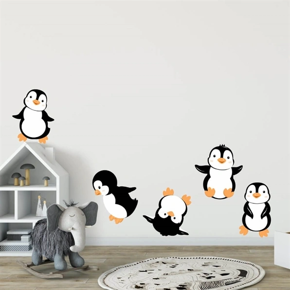 Wallsticker med 5 lekende pingviner