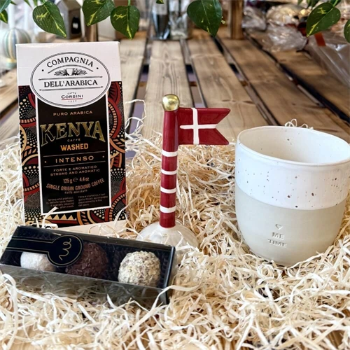 Gavekurv til mor med lys og tekst