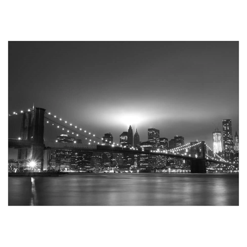 Plakat med New Yorks bro om natten i gråtonen