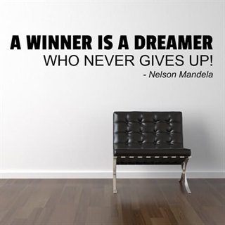 Wallsticker med sitat – A winner is a dreamer