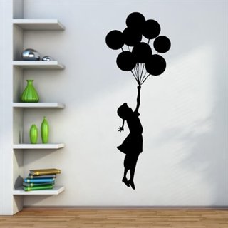 Wallsticker med en liten jente som flyr med ballonger