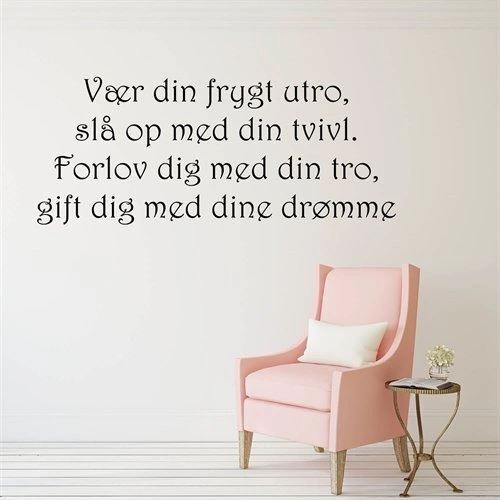 Wallsticker med tekst - Vær utro mot frykten