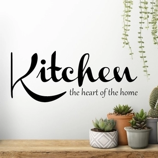 Wallstickers med tekst: Kitchen - the heart of the home.
