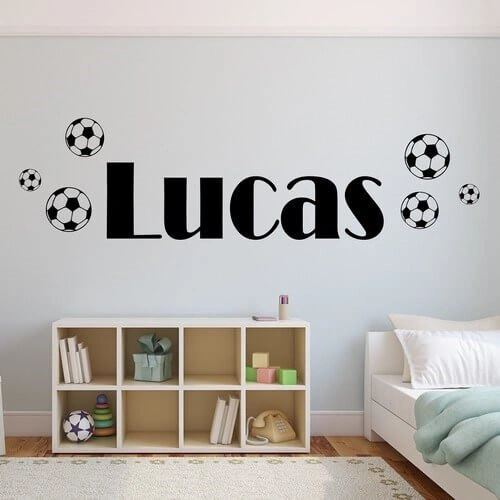 Wallstickers - Eget navn med fotballer